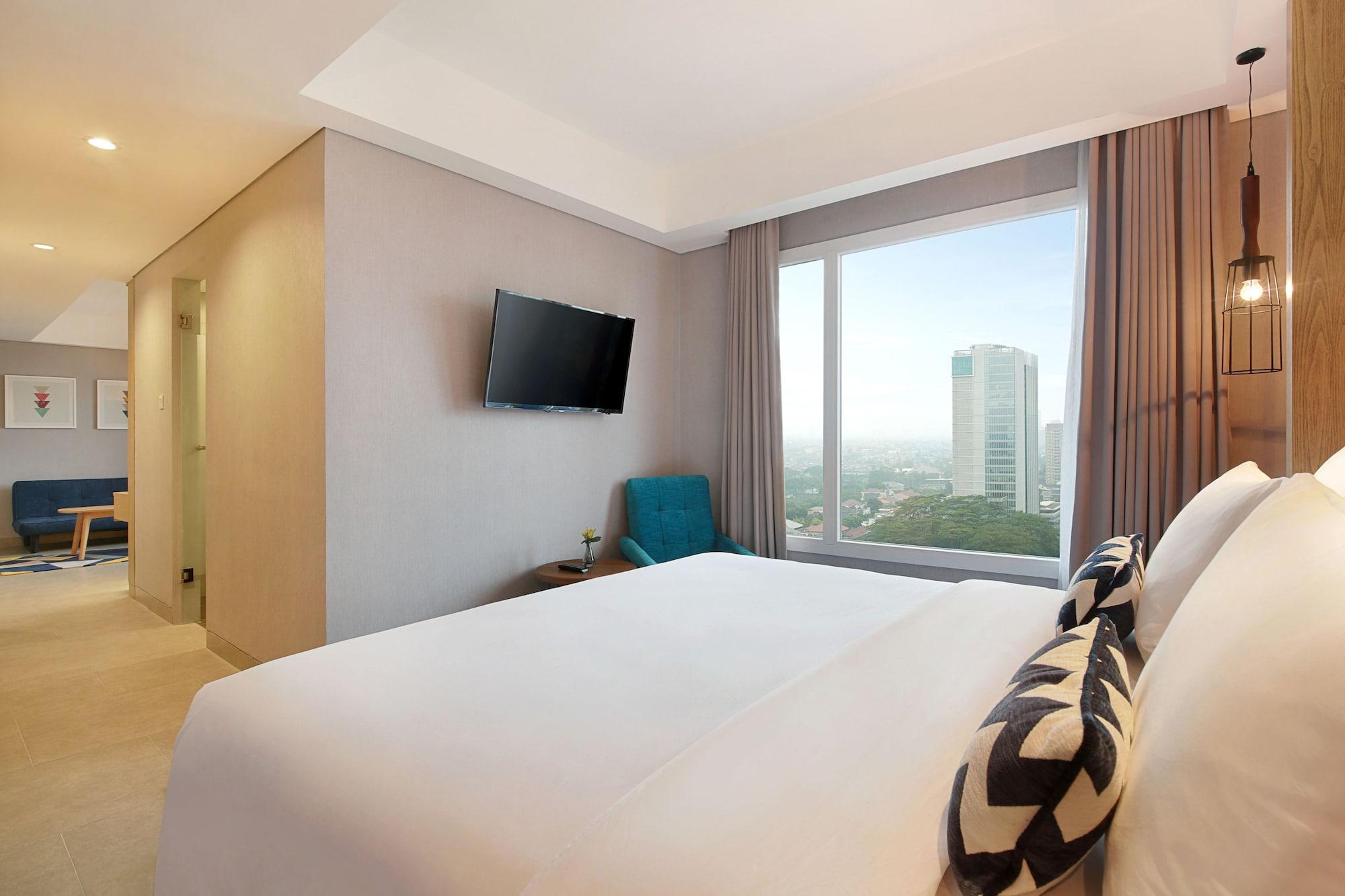 Swiss-Belinn Simatupang Jakarta Exterior photo