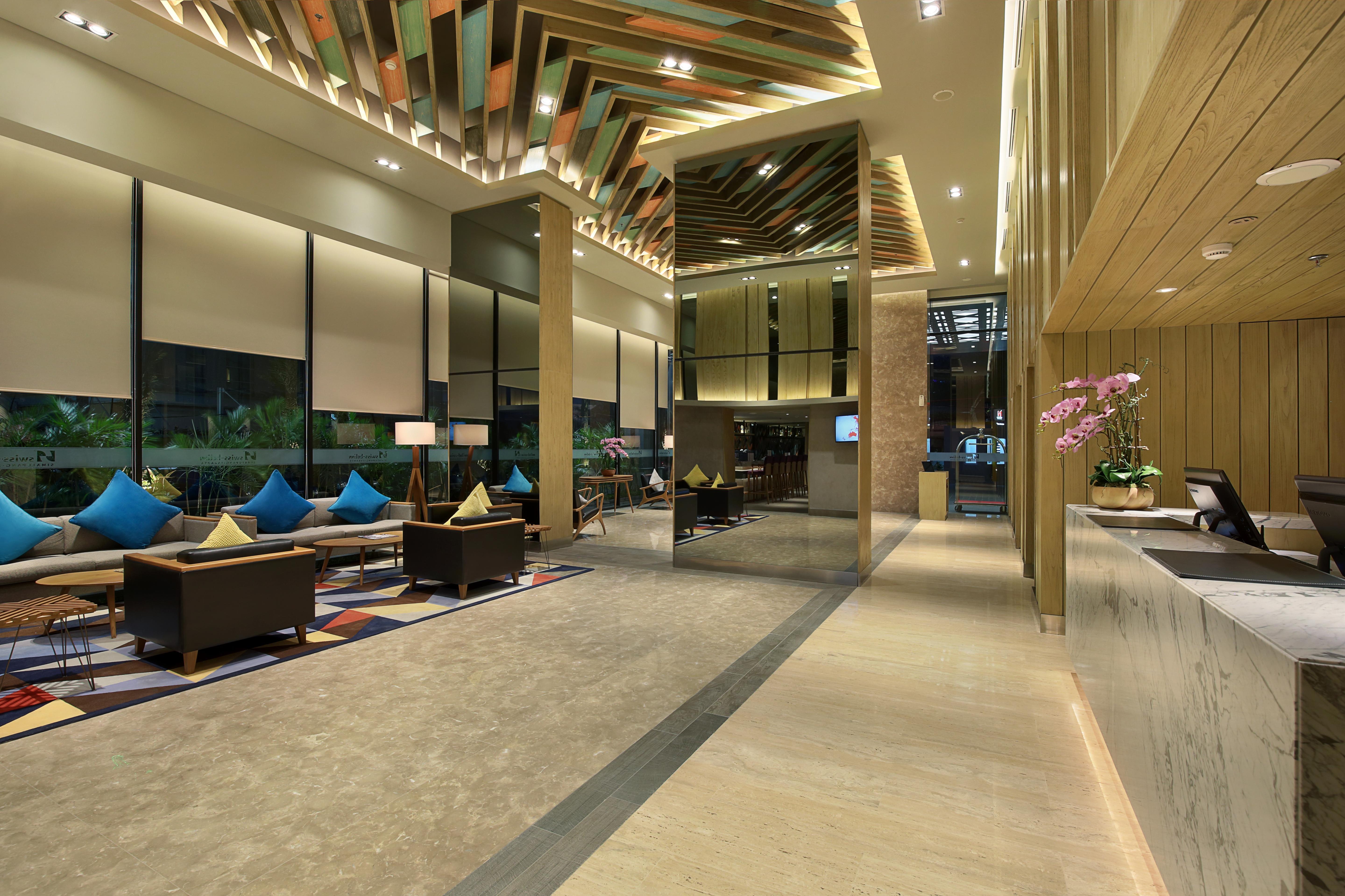 Swiss-Belinn Simatupang Jakarta Exterior photo