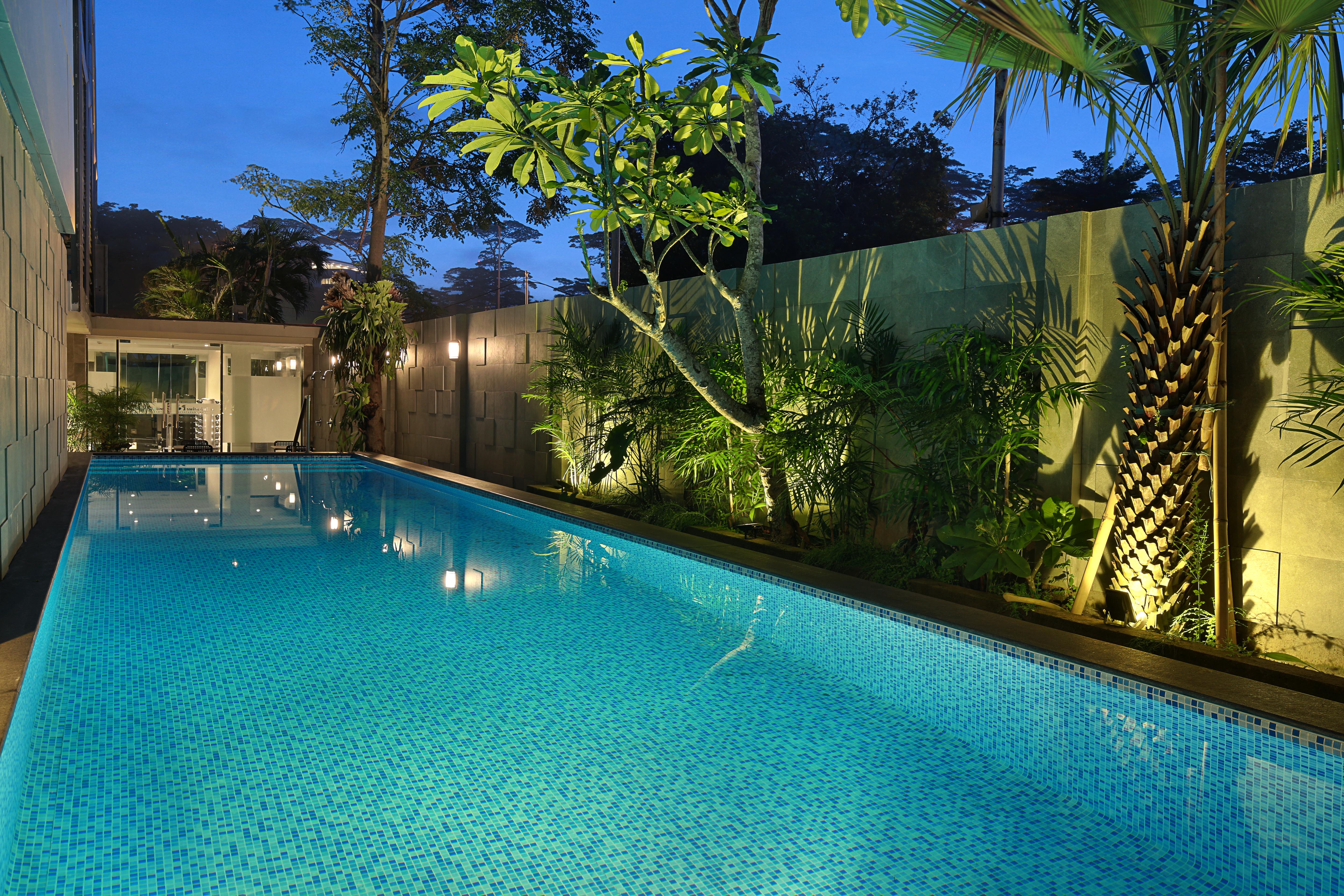 Swiss-Belinn Simatupang Jakarta Exterior photo